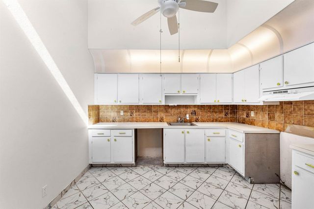 900 NW 30th Avenue D, Delray Beach, FL 33445