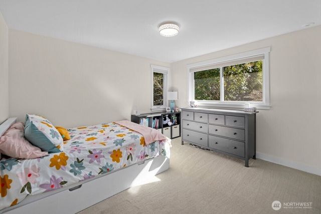 712 Alder Street, Edmonds, WA 98020