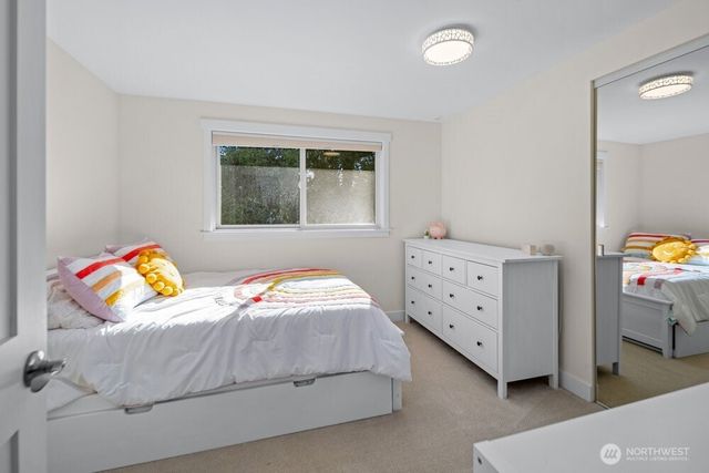 712 Alder Street, Edmonds, WA 98020