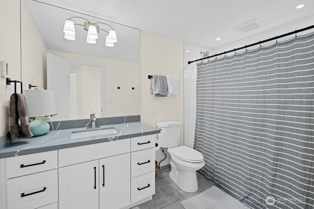 712 Alder Street, Edmonds, WA 98020