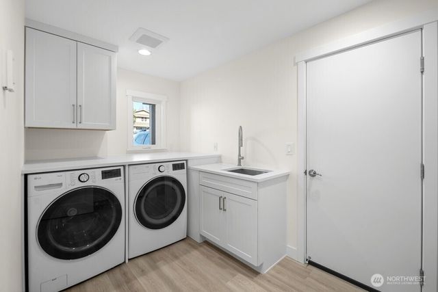 712 Alder Street, Edmonds, WA 98020