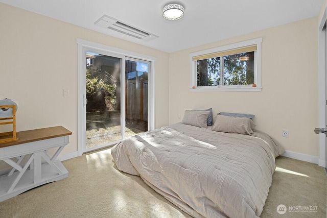 712 Alder Street, Edmonds, WA 98020