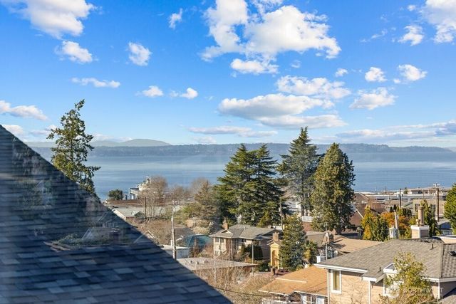 712 Alder Street, Edmonds, WA 98020