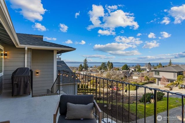 712 Alder Street, Edmonds, WA 98020