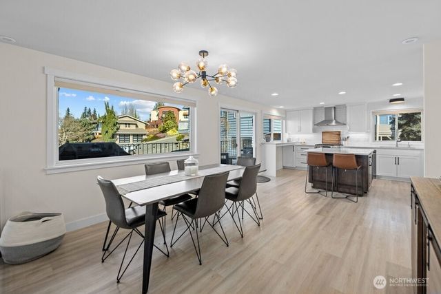 712 Alder Street, Edmonds, WA 98020