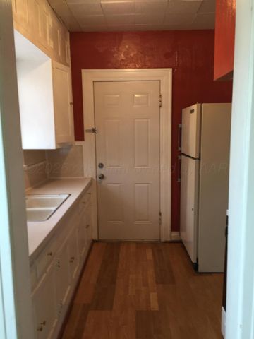 1403 S Hughes Street, Amarillo, TX 79102