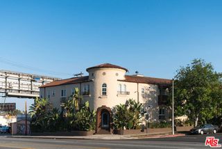 5320 W Olympic Boulevard 8, Los Angeles, CA 90036