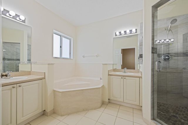 1947 SE 24th Ter, Homestead, FL 33035