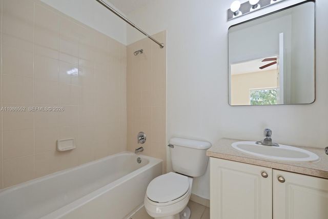 1947 SE 24th Ter, Homestead, FL 33035