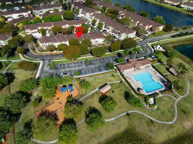 1947 SE 24th Ter, Homestead, FL 33035