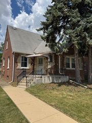 7604 S CAMPBELL Avenue, Chicago, IL 60652