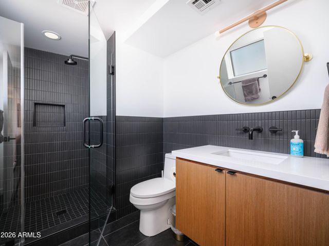 9841 N 35TH Street, Phoenix, AZ 85028