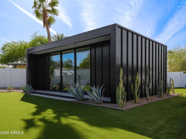 9841 N 35TH Street, Phoenix, AZ 85028