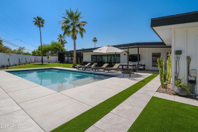 9841 N 35TH Street, Phoenix, AZ 85028