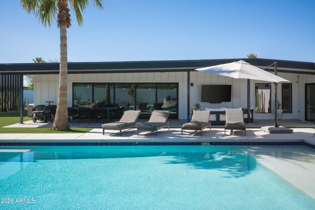 9841 N 35TH Street, Phoenix, AZ 85028