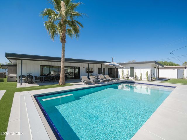9841 N 35TH Street, Phoenix, AZ 85028