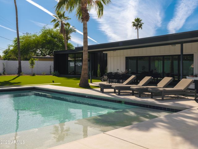 9841 N 35TH Street, Phoenix, AZ 85028