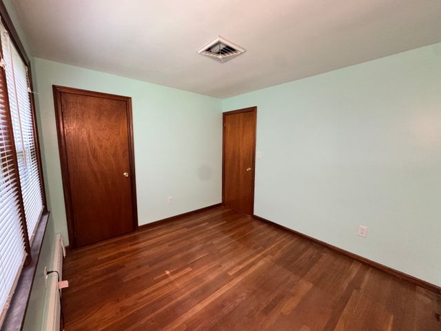 56 Valleyview Rd, Leominster, MA 01453