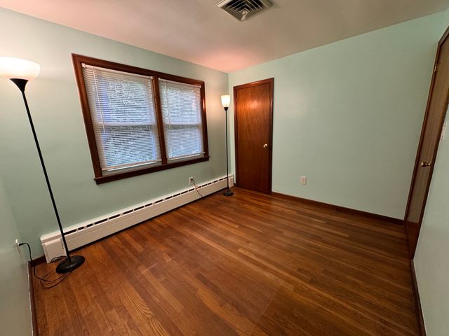 56 Valleyview Rd, Leominster, MA 01453