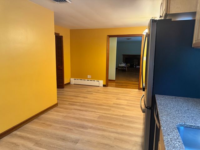 56 Valleyview Rd, Leominster, MA 01453