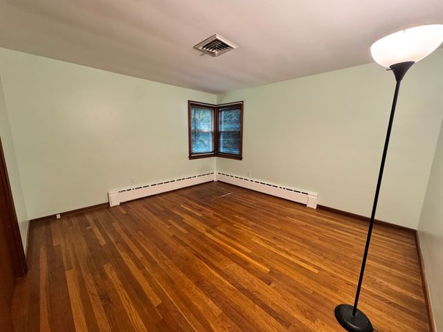 56 Valleyview Rd, Leominster, MA 01453