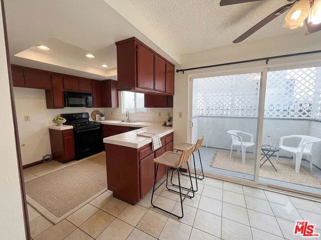 1328 9th Street F, Santa Monica, CA 90401
