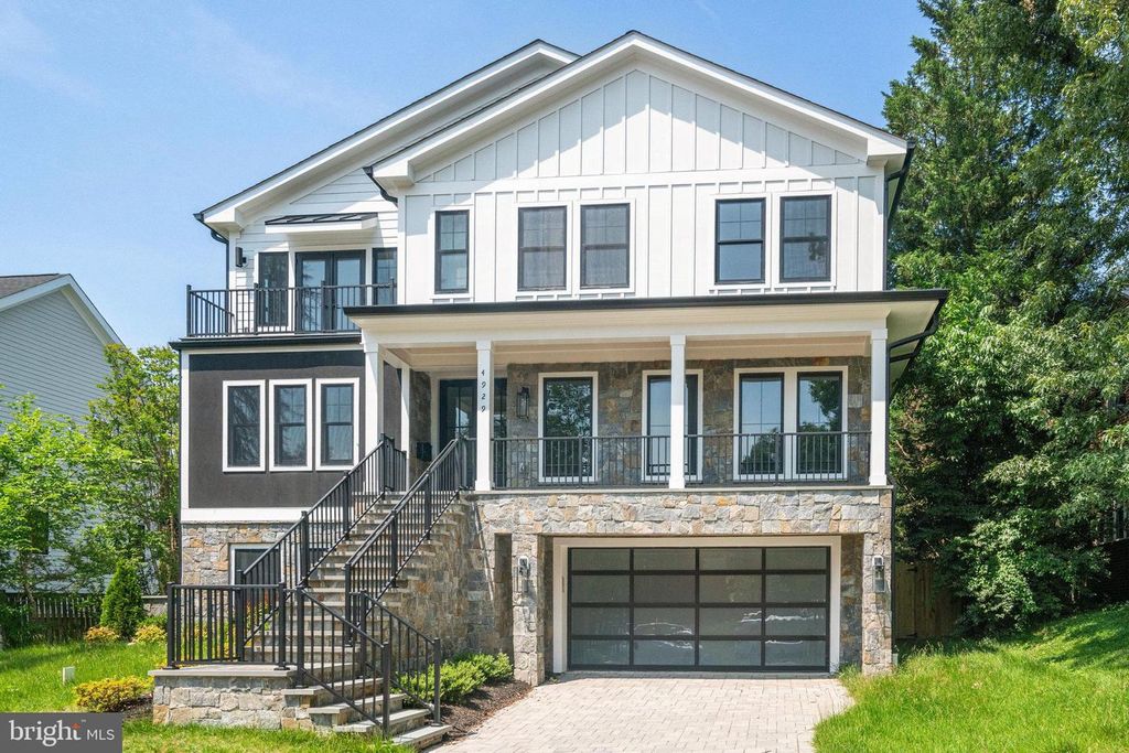 4929 34TH RD N, Arlington, VA 22207