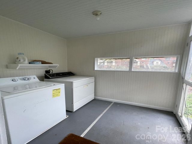 218 Circle Avenue 218, Charlotte, NC 28207