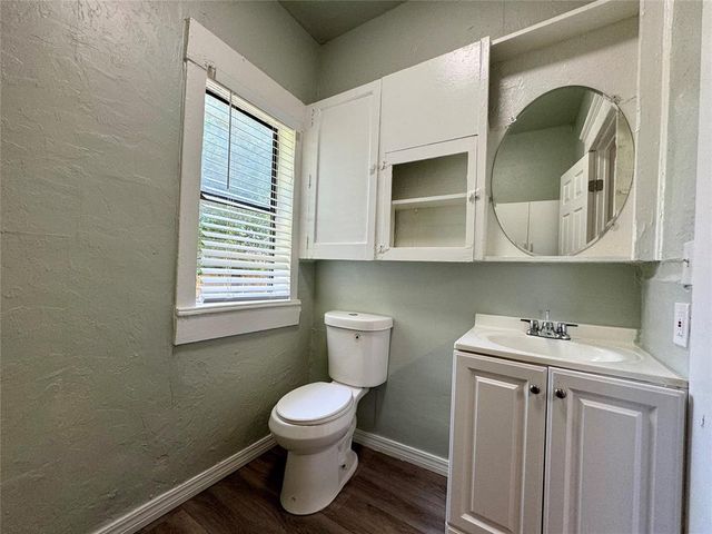 2123 W Park Place, Oklahoma City, OK 73107