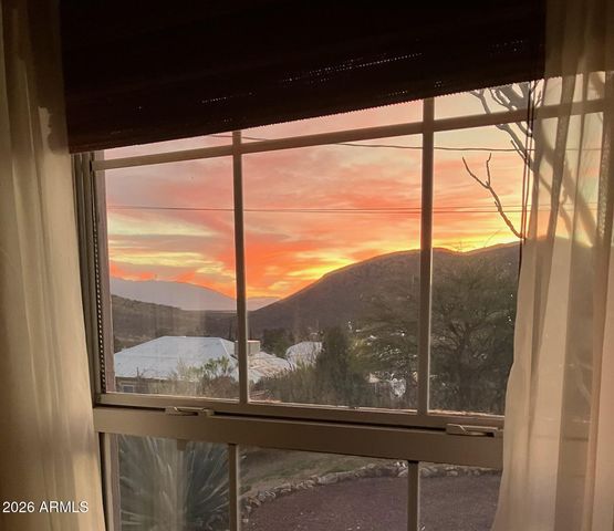 6 COCHISE Trail, Bisbee, AZ 85603