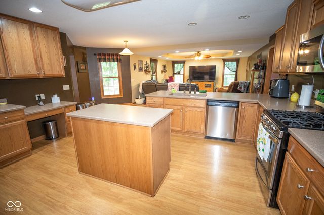 12368 Upas Road, Plymouth, IN 46563