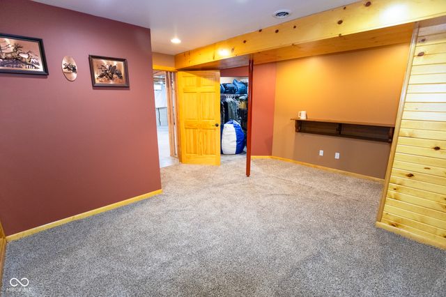 12368 Upas Road, Plymouth, IN 46563