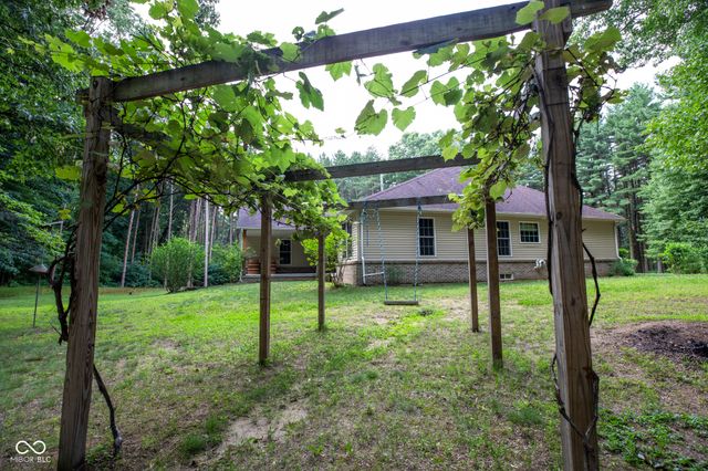 12368 Upas Road, Plymouth, IN 46563