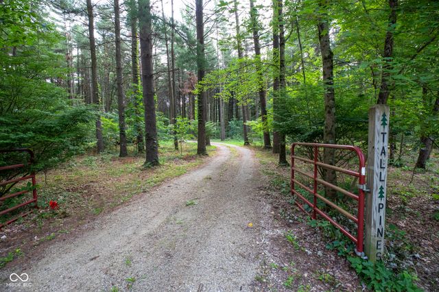 12368 Upas Road, Plymouth, IN 46563