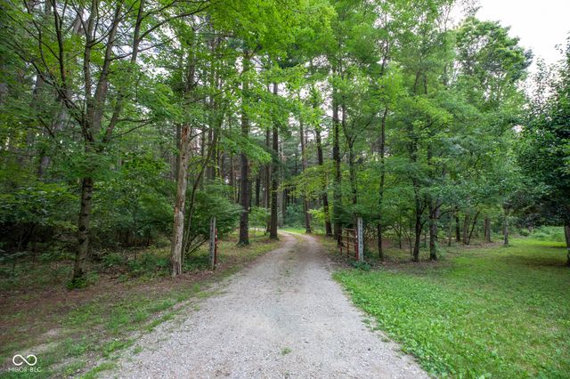 12368 Upas Road, Plymouth, IN 46563