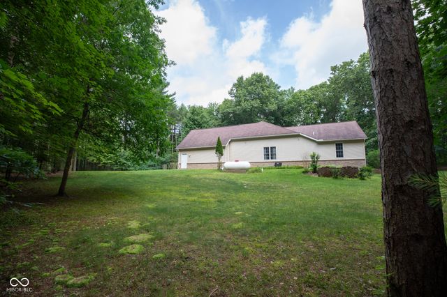 12368 Upas Road, Plymouth, IN 46563