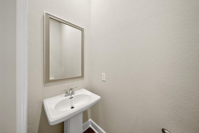 1015 Groveton Ridge Lane, Pinehurst, TX 77362