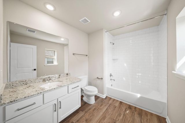 1015 Groveton Ridge Lane, Pinehurst, TX 77362