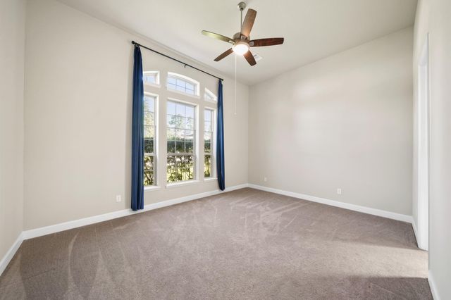 1015 Groveton Ridge Lane, Pinehurst, TX 77362