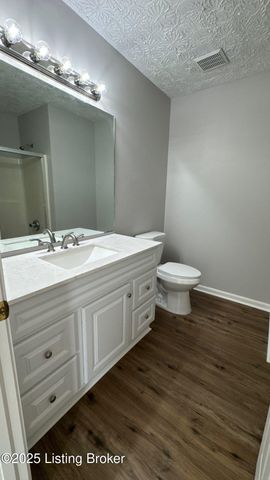 3905 Handley Ave, Louisville, KY 40218