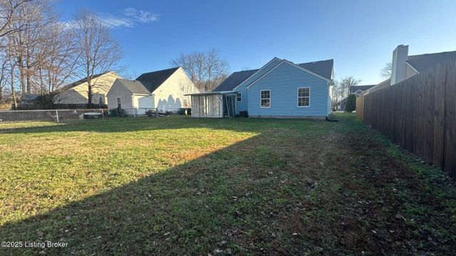 3905 Handley Ave, Louisville, KY 40218