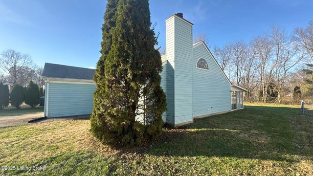 3905 Handley Ave, Louisville, KY 40218