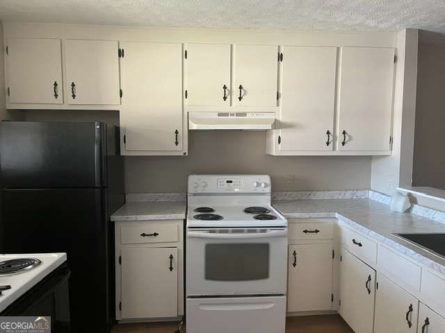 1290 Knoll Court NW B, Conyers, GA 30012