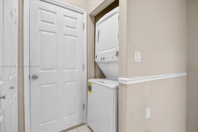 3417 Merrick Ct 1206, Margate, FL 33063