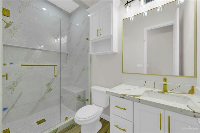 8026 N 49th Lane, Mcallen, TX 78504