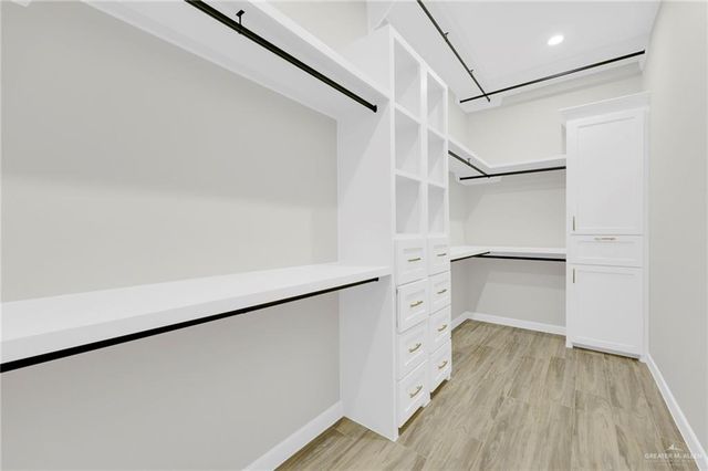 8026 N 49th Lane, Mcallen, TX 78504