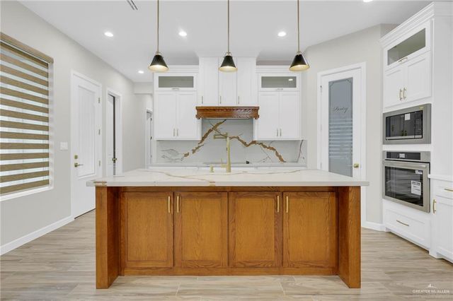 8026 N 49th Lane, Mcallen, TX 78504