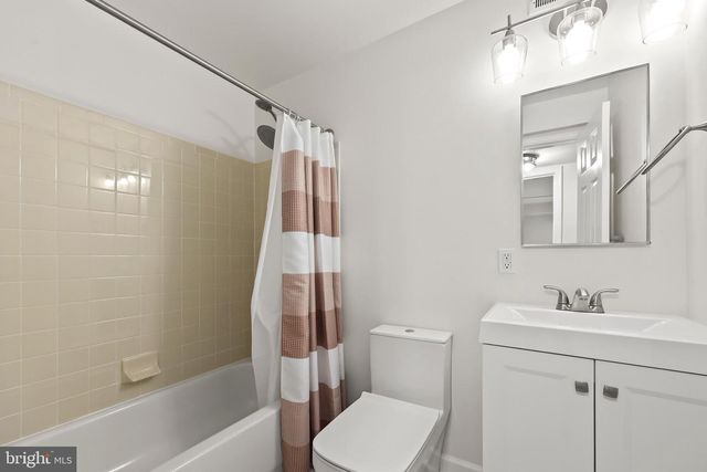 1521 N VAN DORN ST, Alexandria, VA 22304