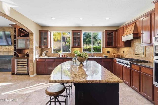 119 Forrester Court, Simi Valley, CA 93065