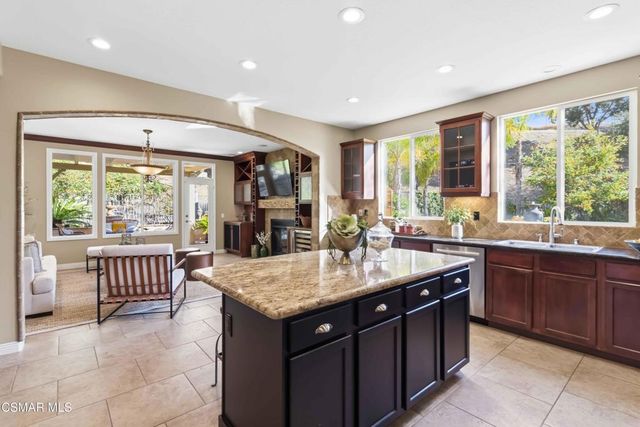 119 Forrester Court, Simi Valley, CA 93065